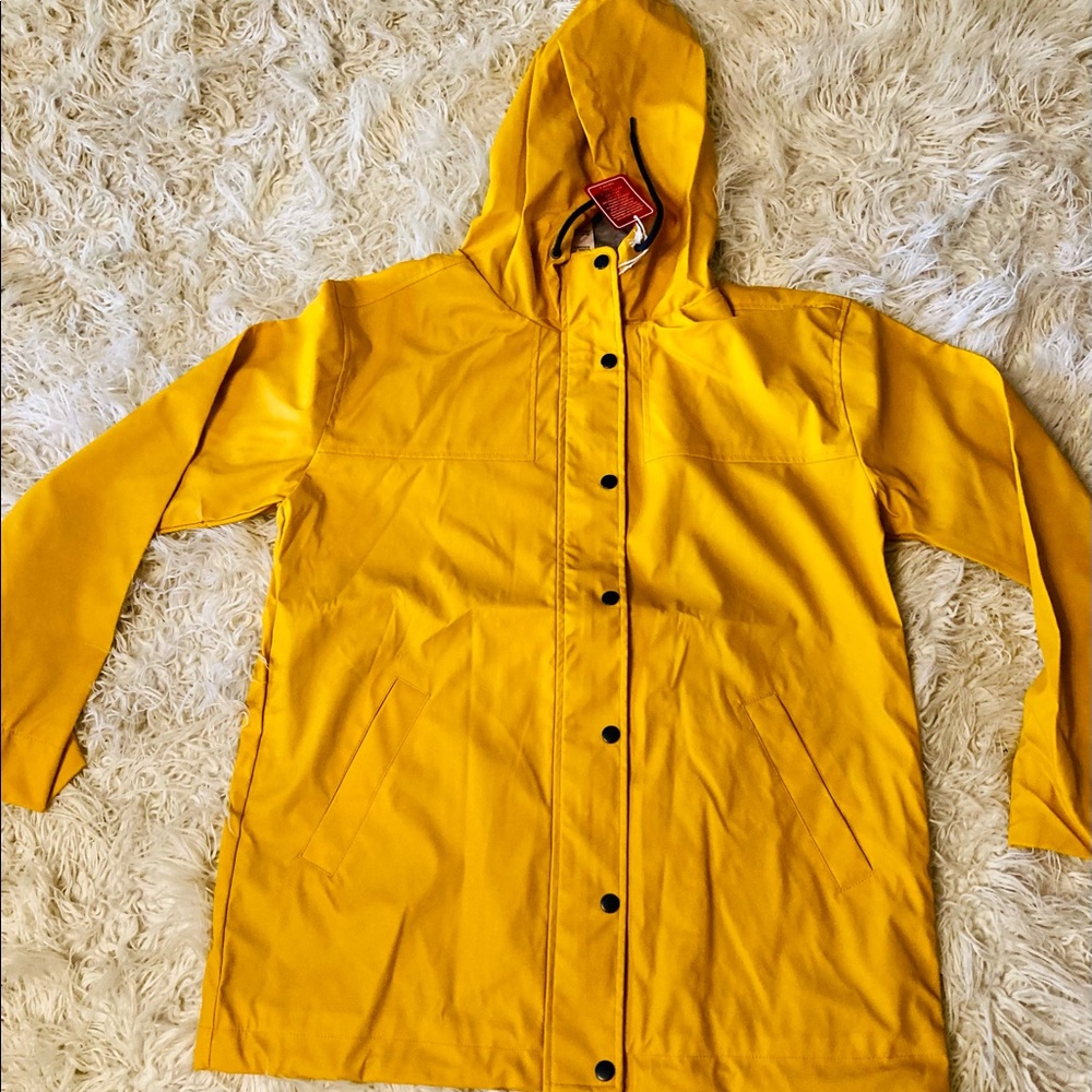 Yellow rain coat aka slicker
